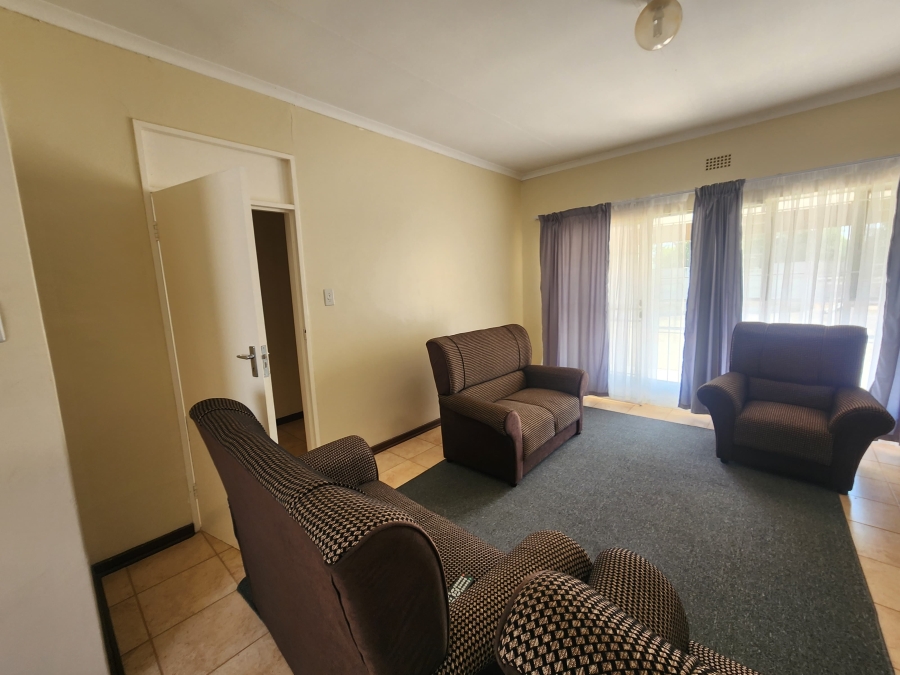 3 Bedroom Property for Sale in Naudeville Free State